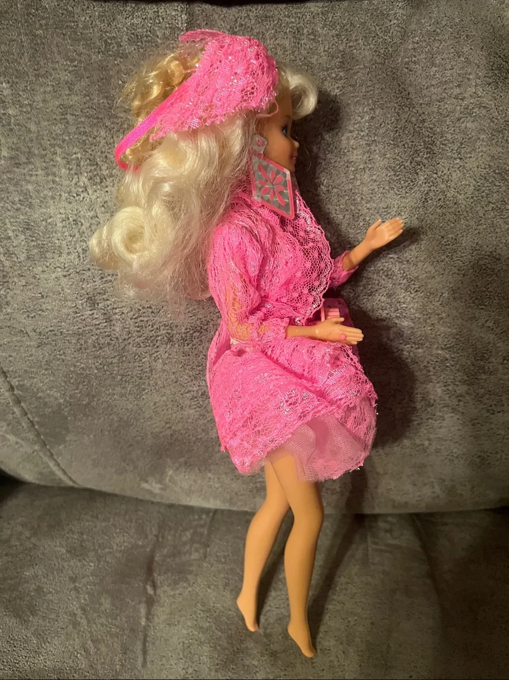 Vintage 1990 Mattel Lights and Lace Barbie Doll #9725